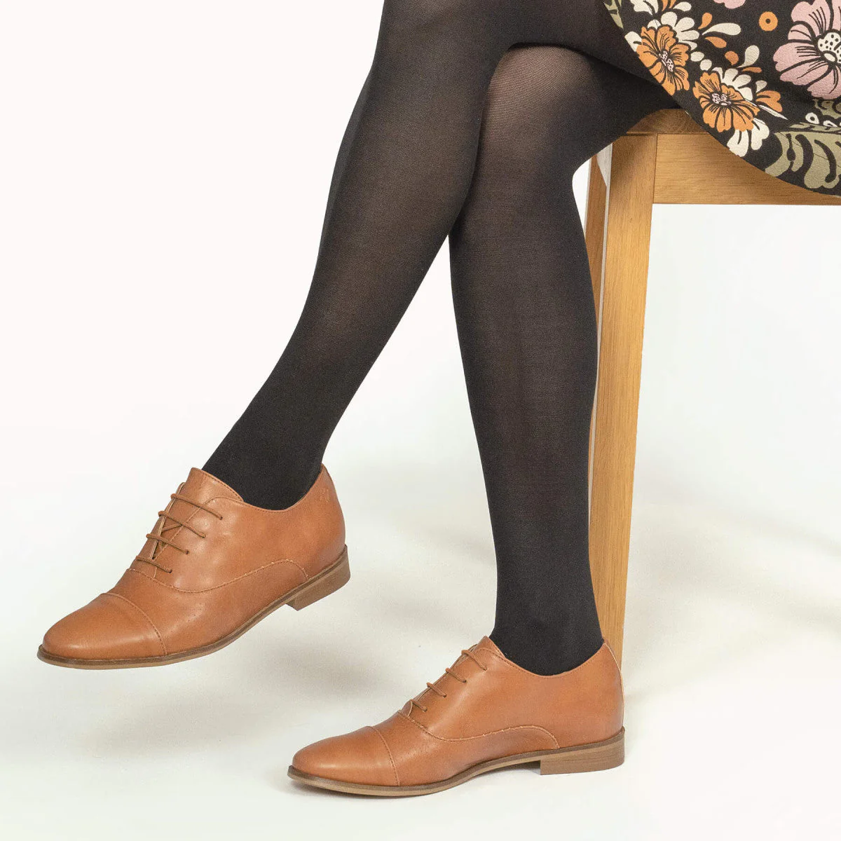 Richelieu véganes Camel pour femmes Aïko - Image 5