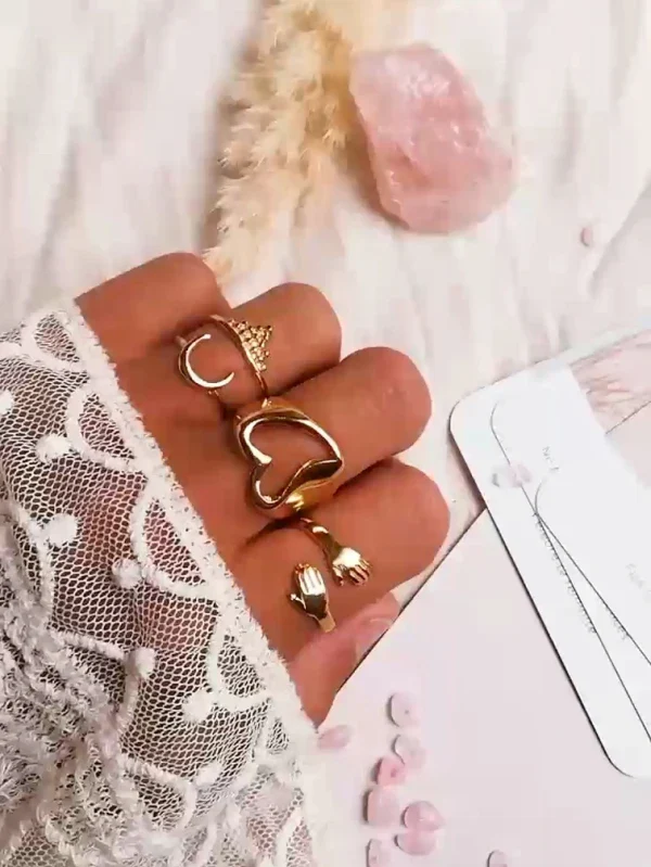 Bague dorée couronne - Souveraine - Image 6