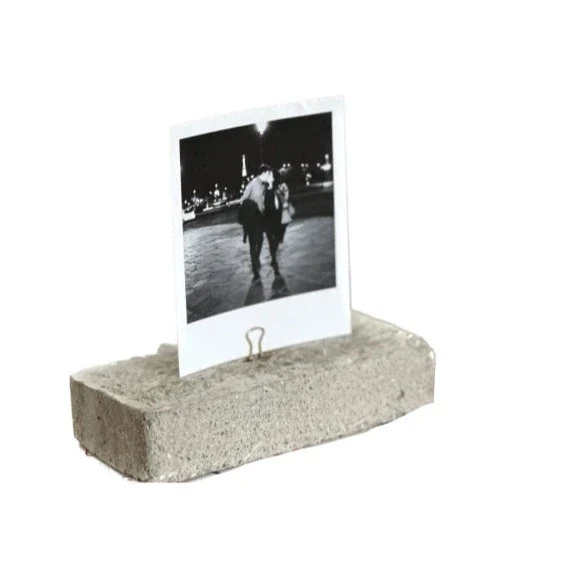 Porte photo en béton recyclé - Albé - Image 3