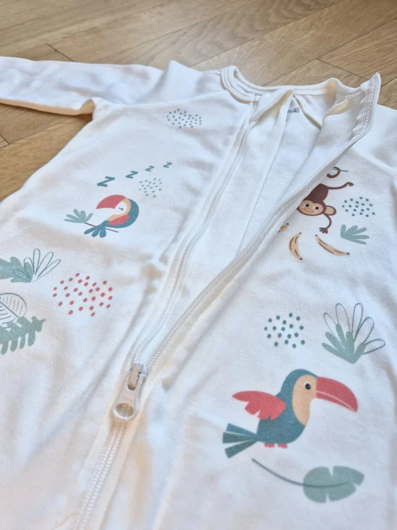 Pyjama unisexe pour bébé I "Pétillant comme un toucan" - Image 8