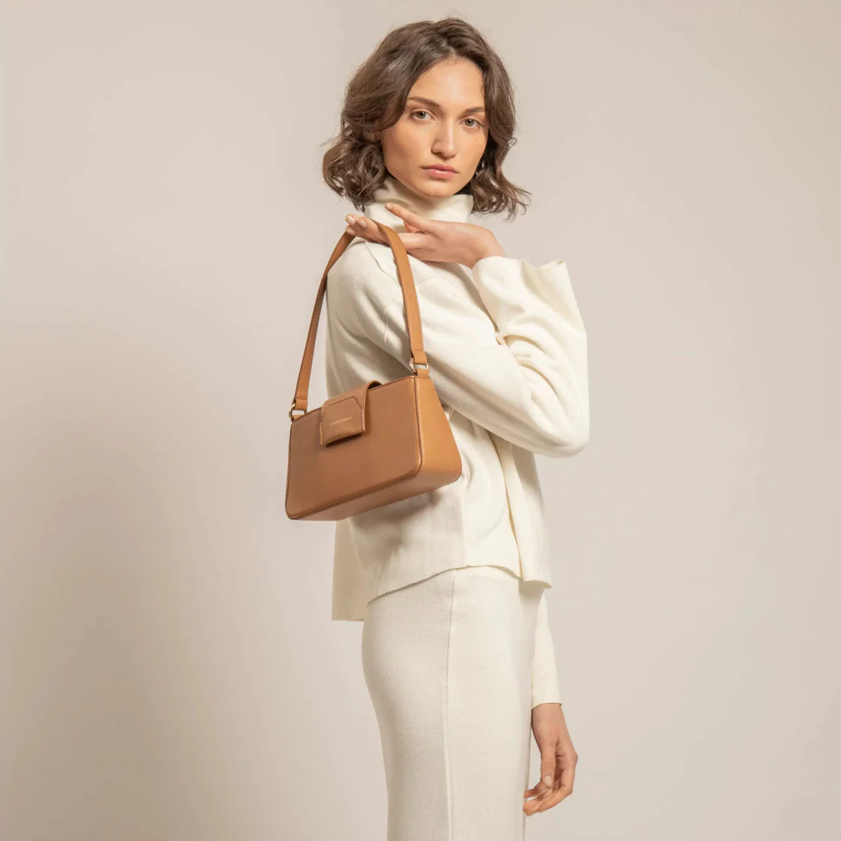 Sac baguette en cuir végan Carmen I Camel - Image 3