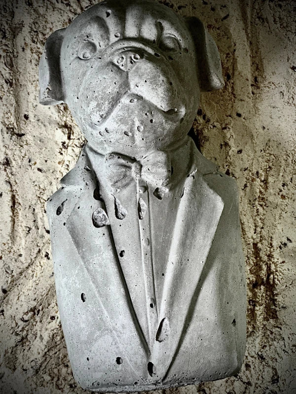 Statuette bouledogue en béton recyclé - Winston Churchien - Image 4