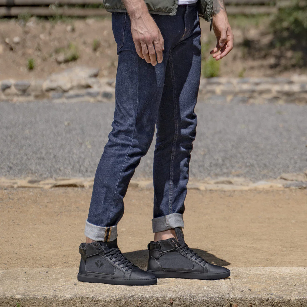 Baskets véganes Noires unisexe à base de raisin Wallace - Image 10